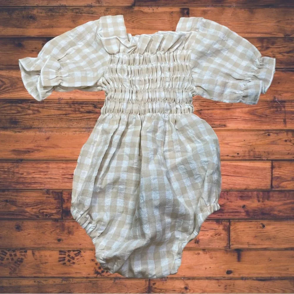 5 for $25🔥Nude Plaid Snap Bottom Blouse Baby Size‎ 0-3 Months